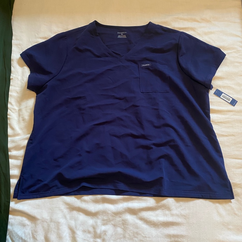Jaanuu 3X 3-Pocket V-Neck Scrub Top NWT